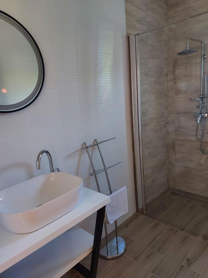 Apartment Rosie Smoljanac Exteriér fotografie